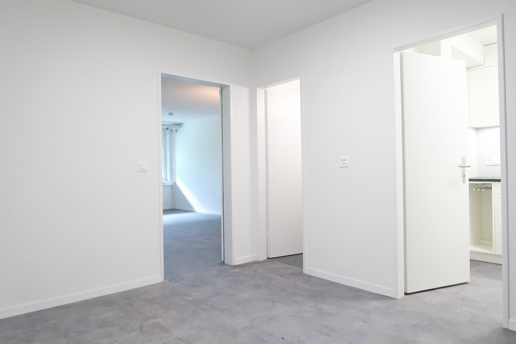 74m² office
