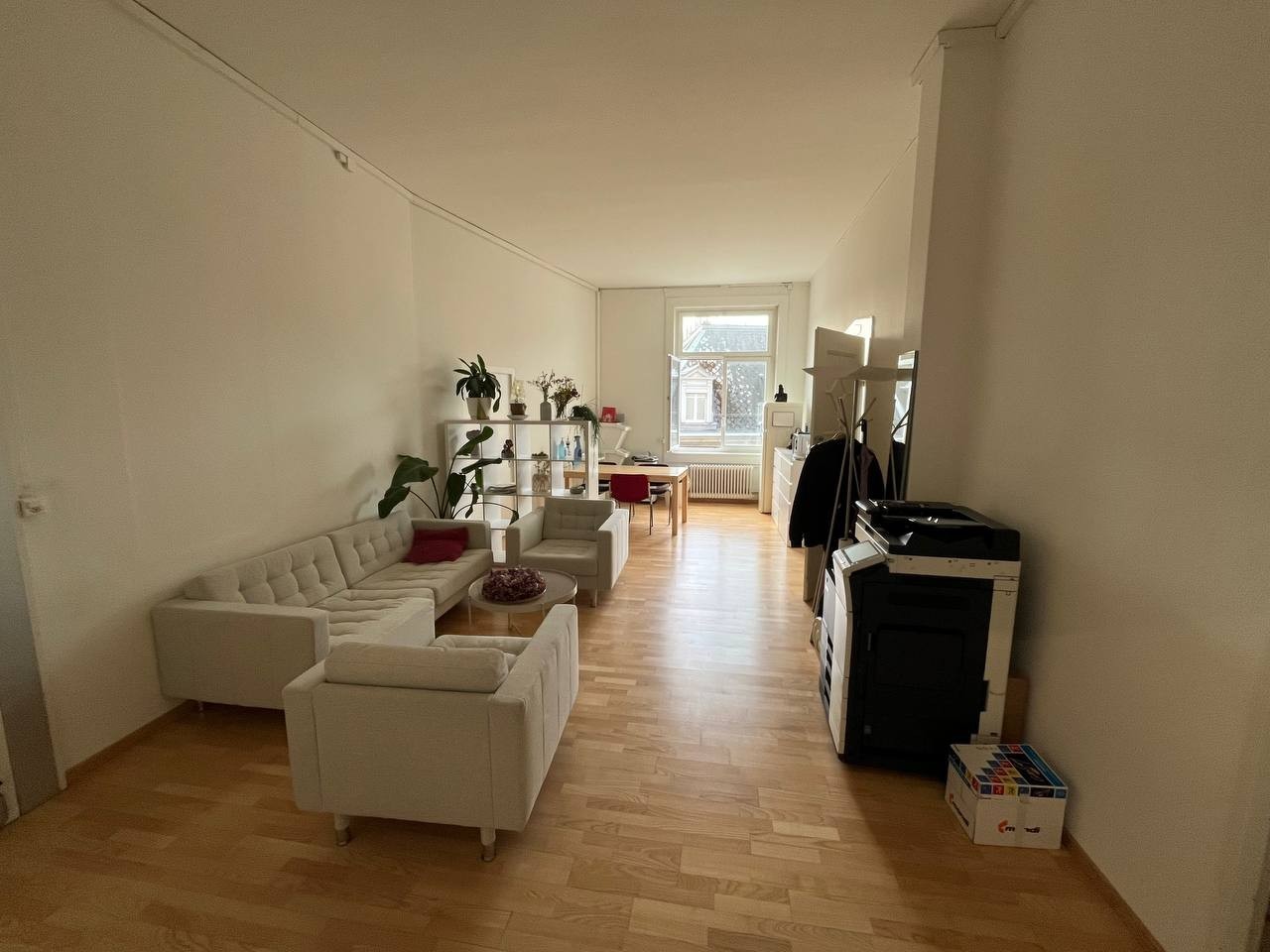 Ufficio, foto 3 di 3
