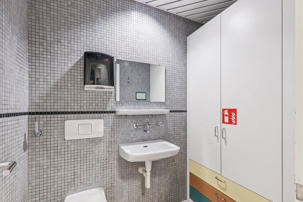 84m² commercial, Foto 10 von 10