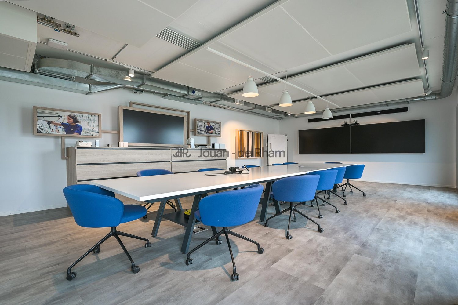 687m² Büro