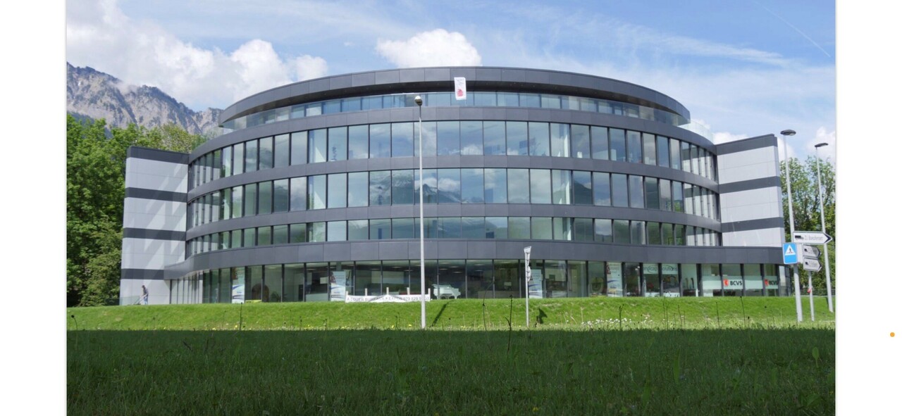 160m² office, photo 1 of 8