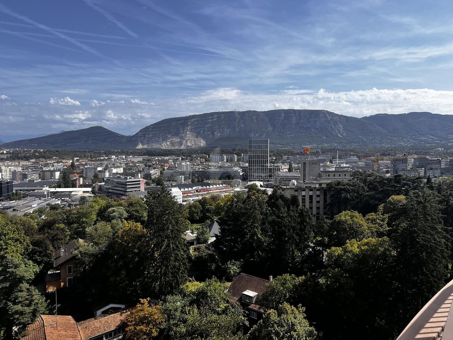 517m² Büro, Foto 2 von 4