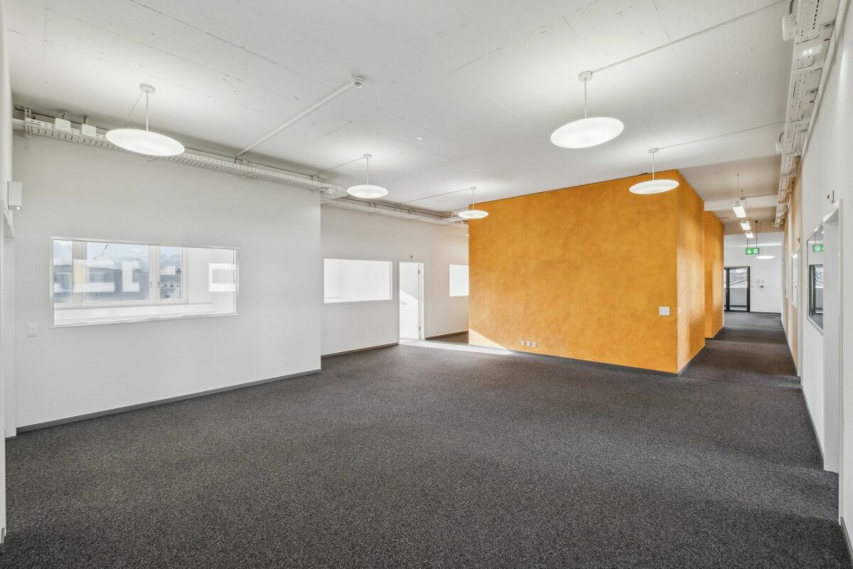 622m² commercial