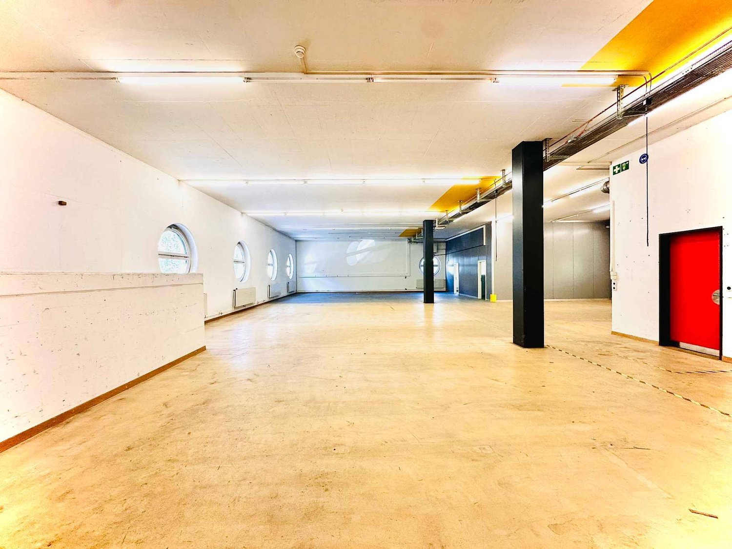 431m² Gewerbe, Foto 5 von 8