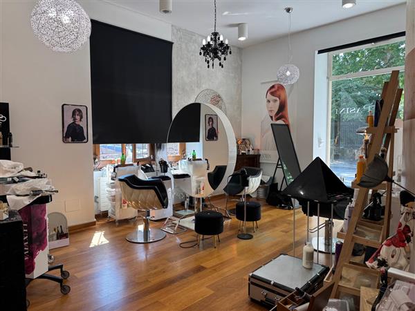 Shop, foto 1 di 5