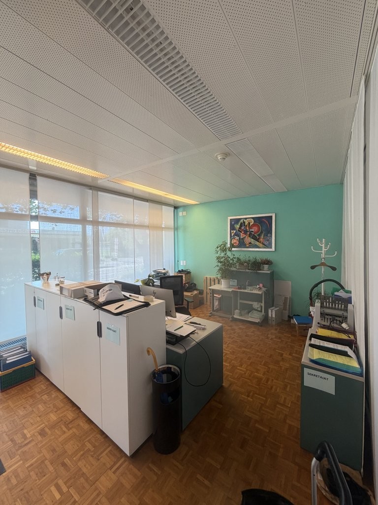 ufficio di 100m², foto 6 di 9