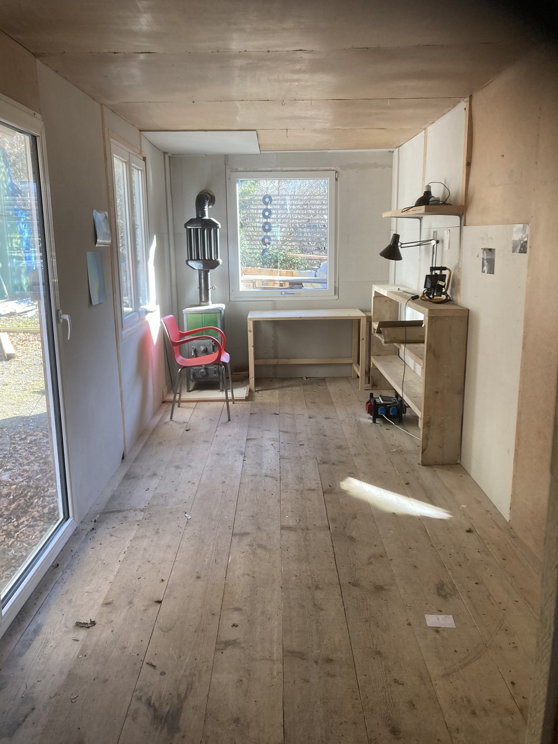 Commercial, Foto 1 von 3