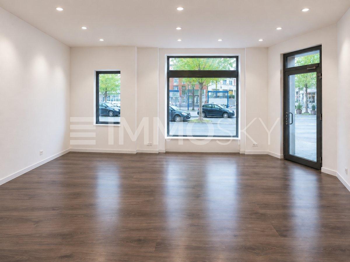 100m² shop