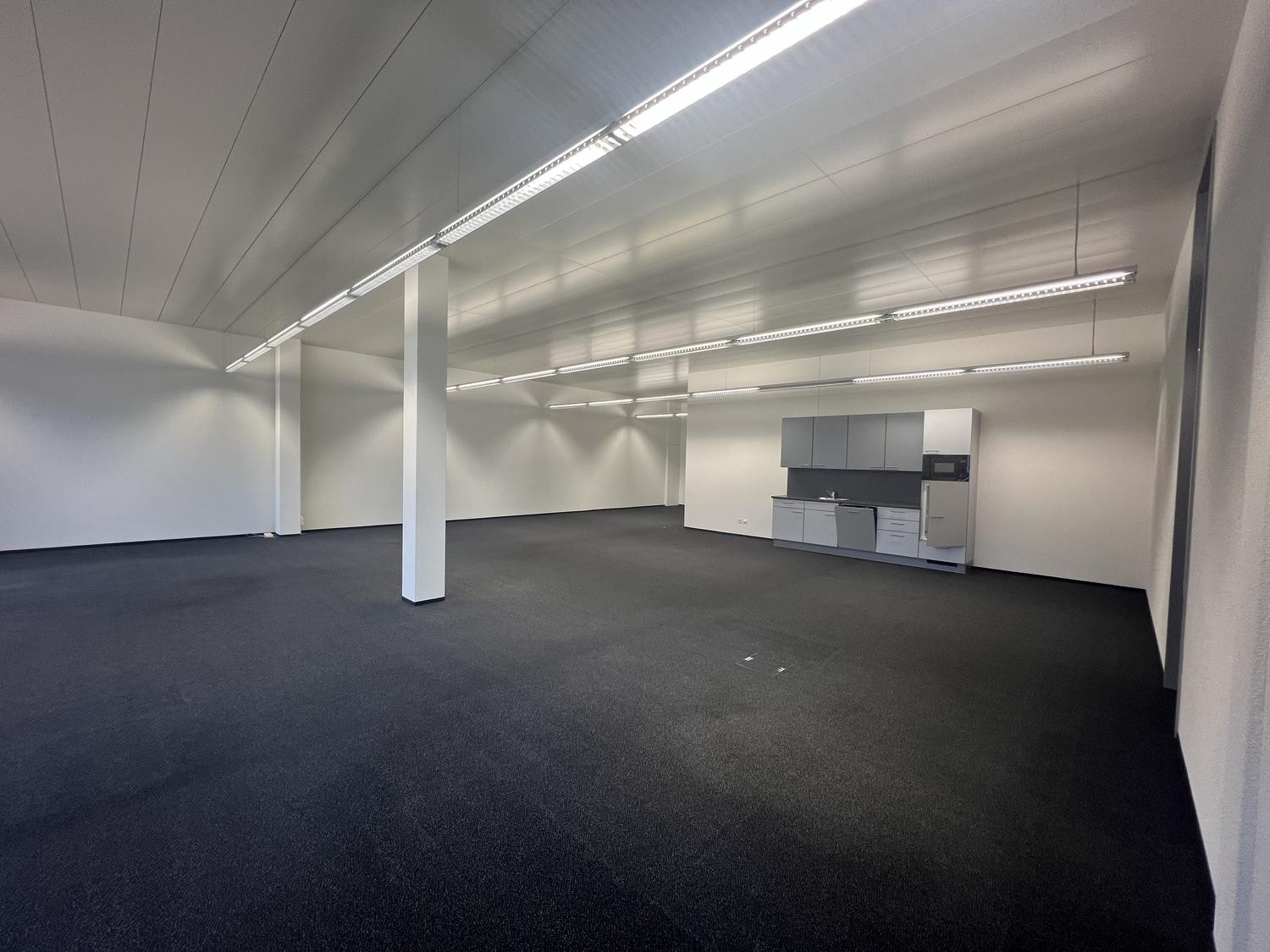 198m² de bureaux, photo 3 sur 9