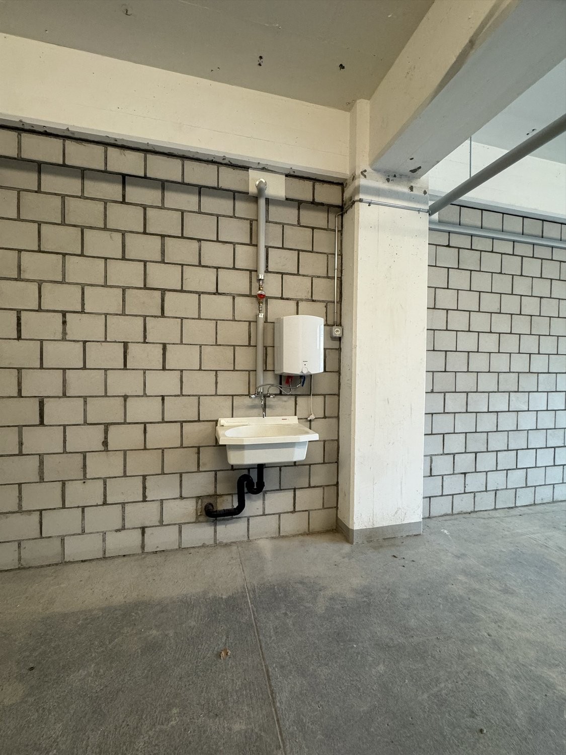 55m² commercial, photo 3 sur 4