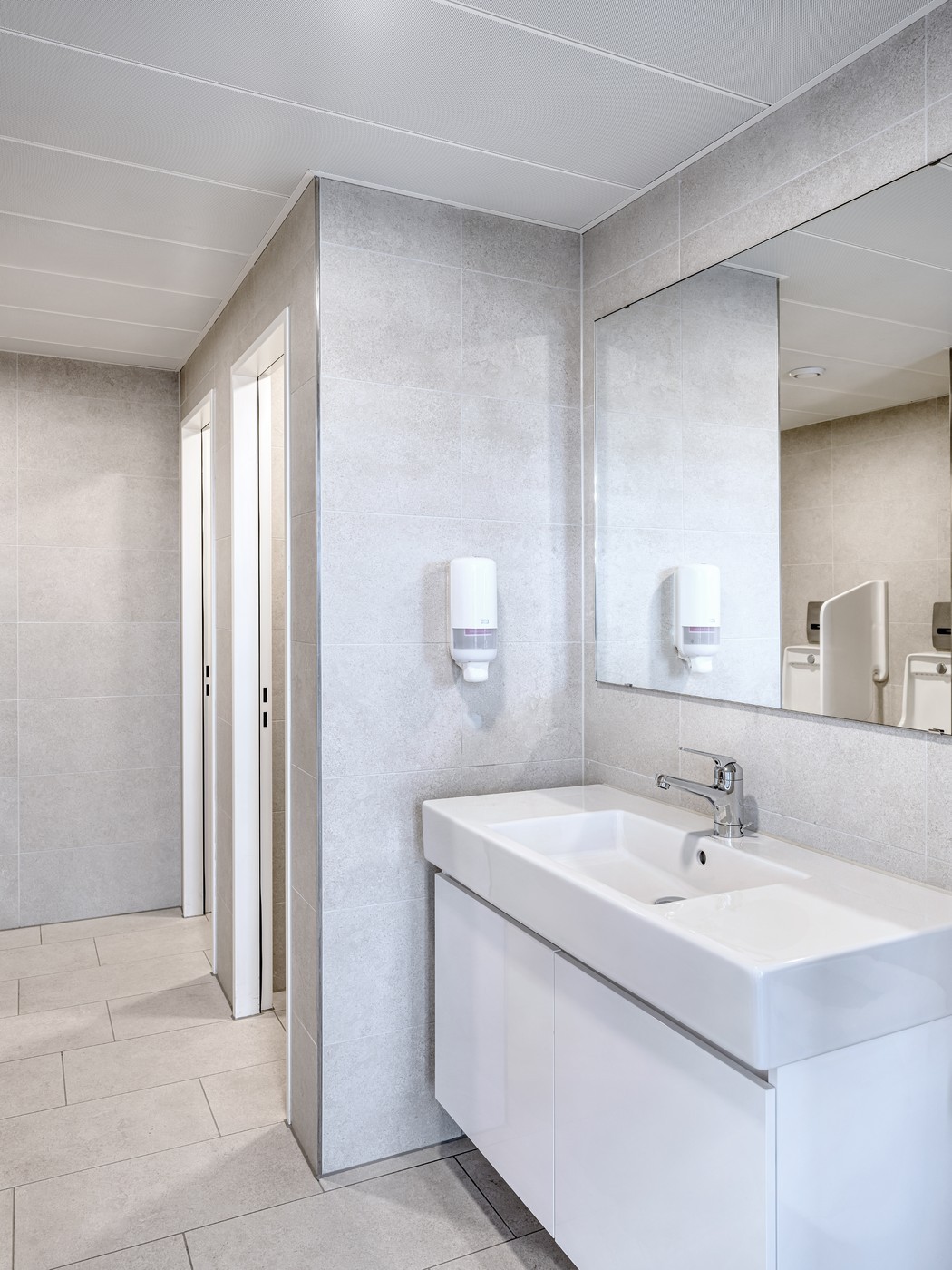 30m² office