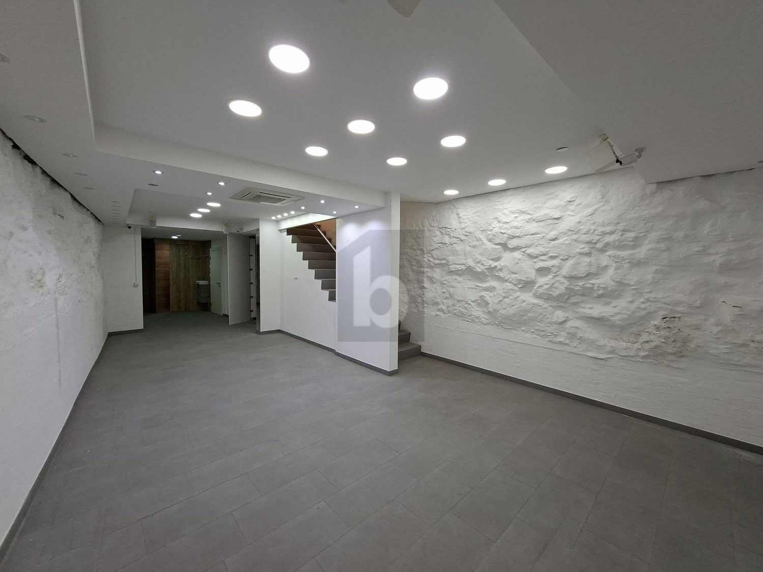 negozio di 130m², foto 4 di 4