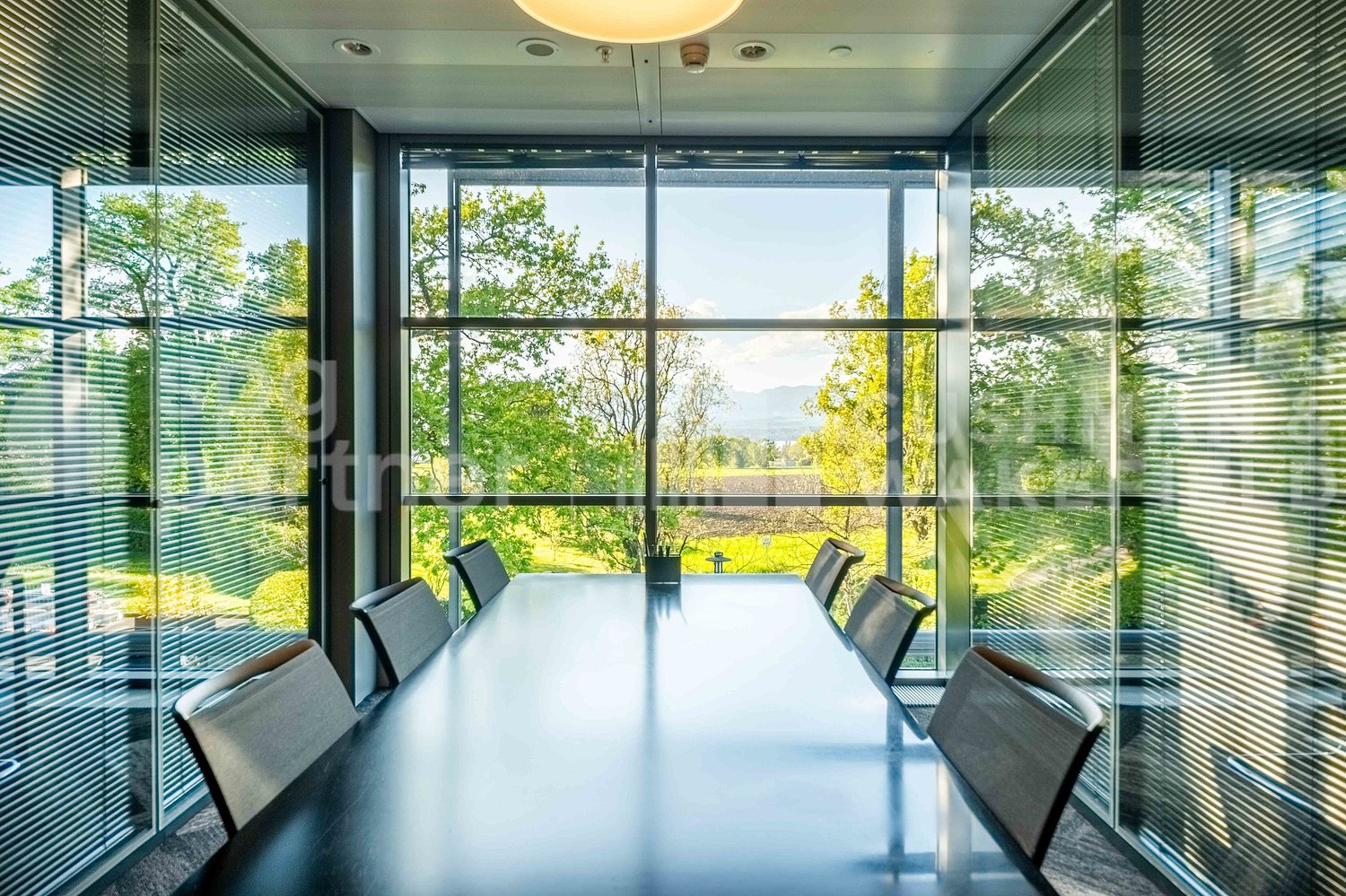 300m² Büro