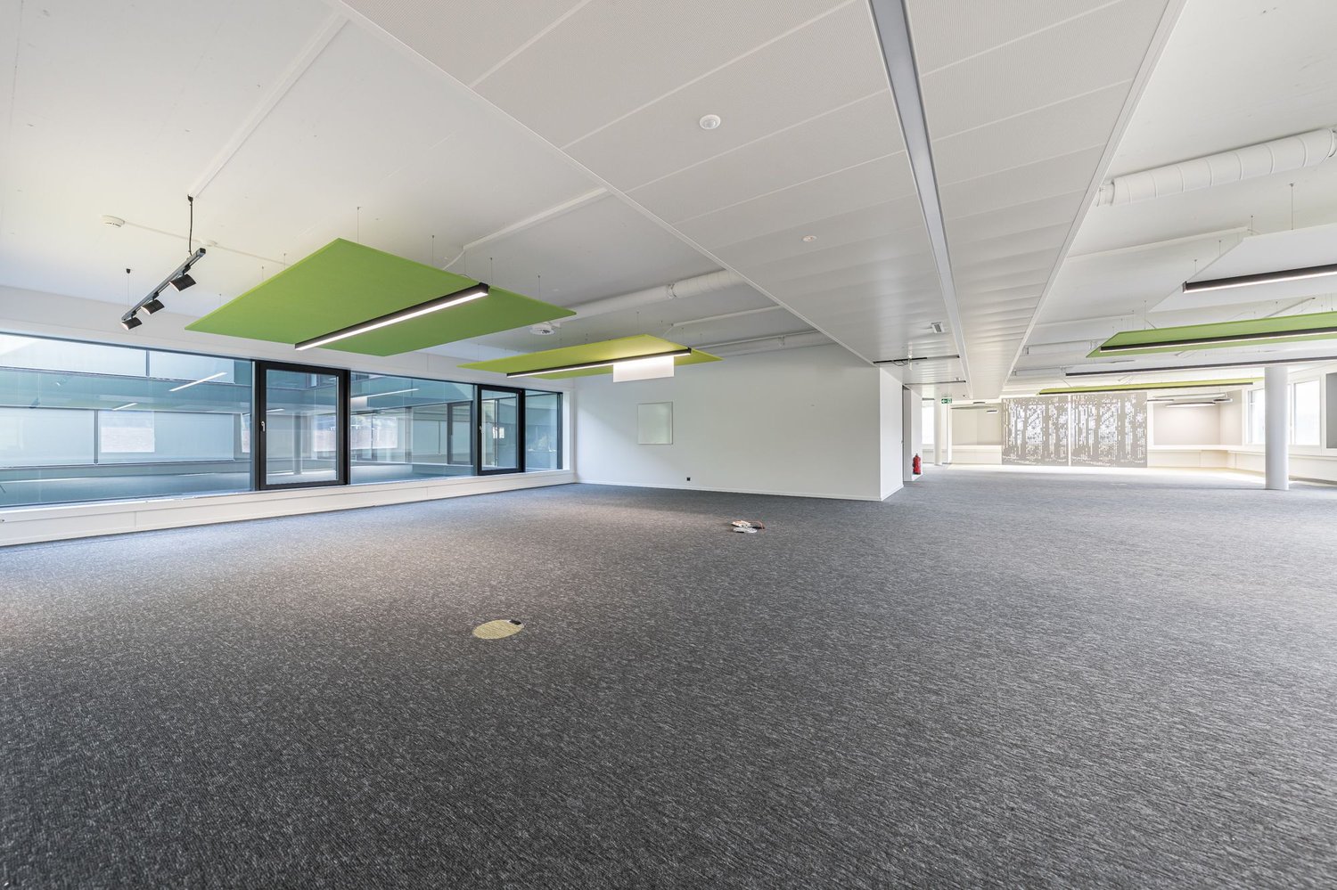 4500m² office