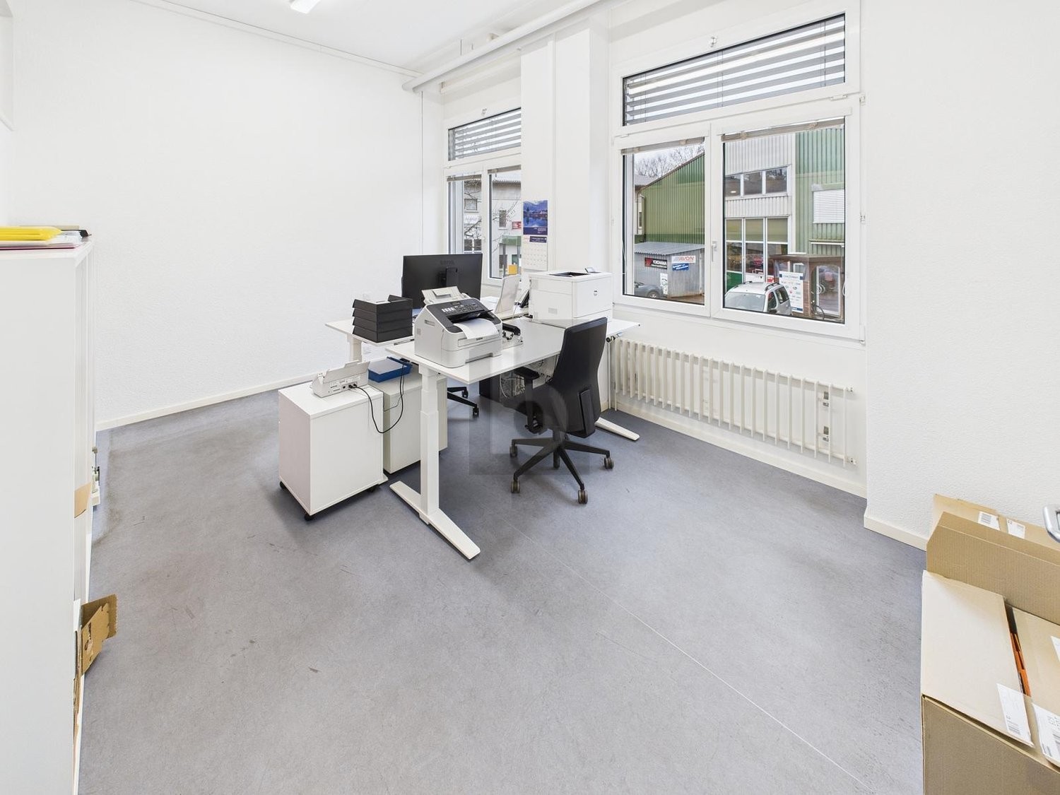 161m² office