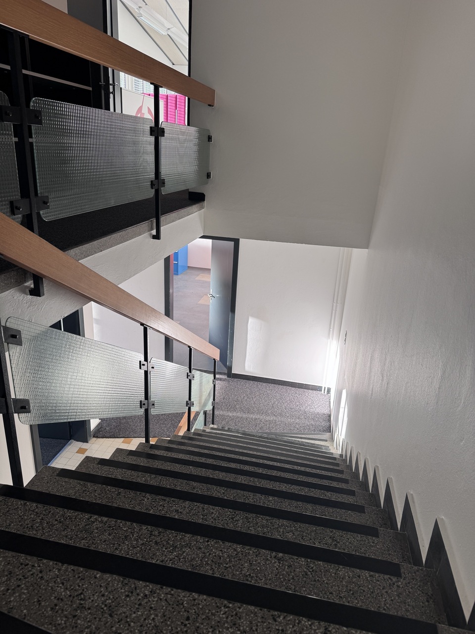 408m² Büro, Foto 9 von 10