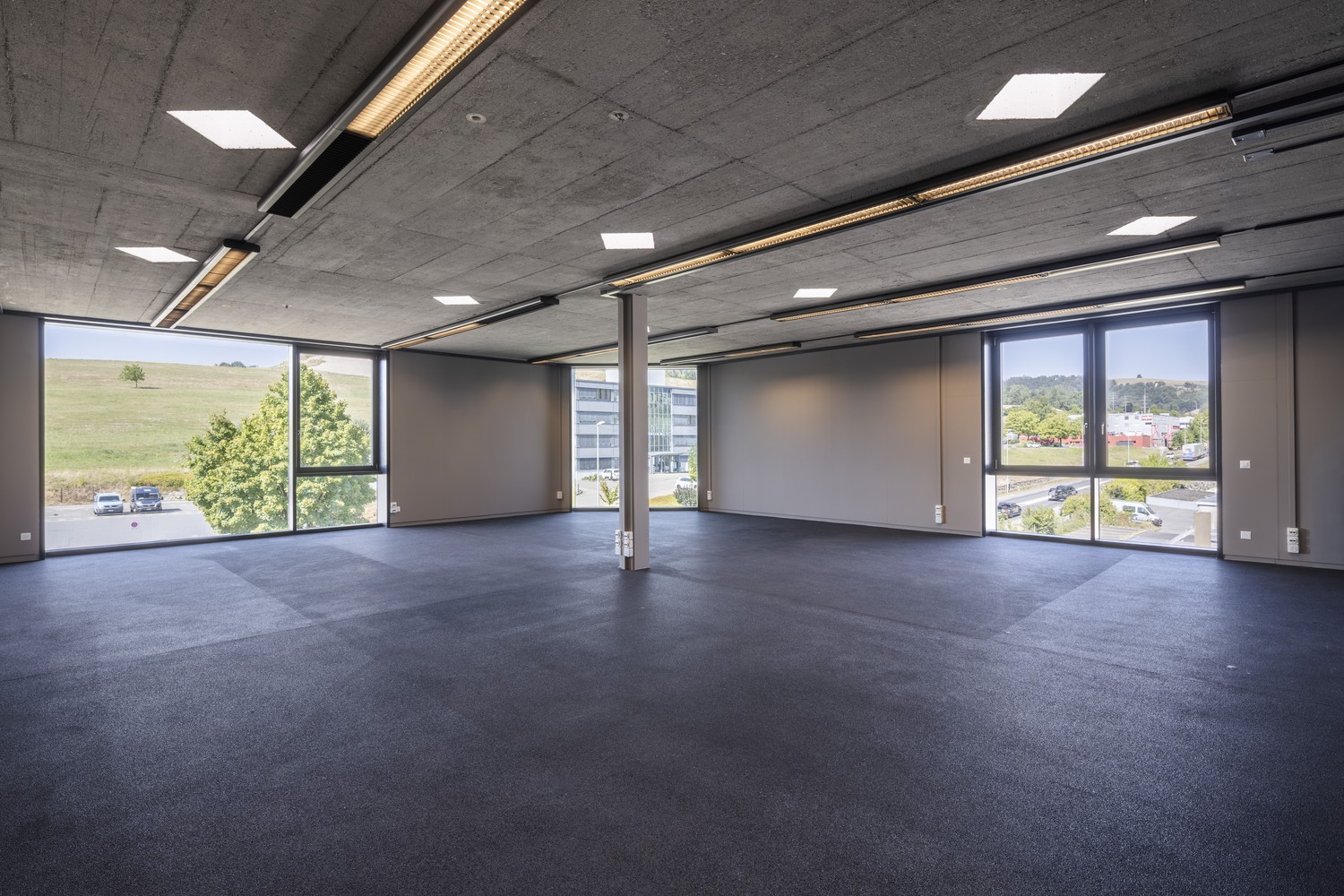 135m² office