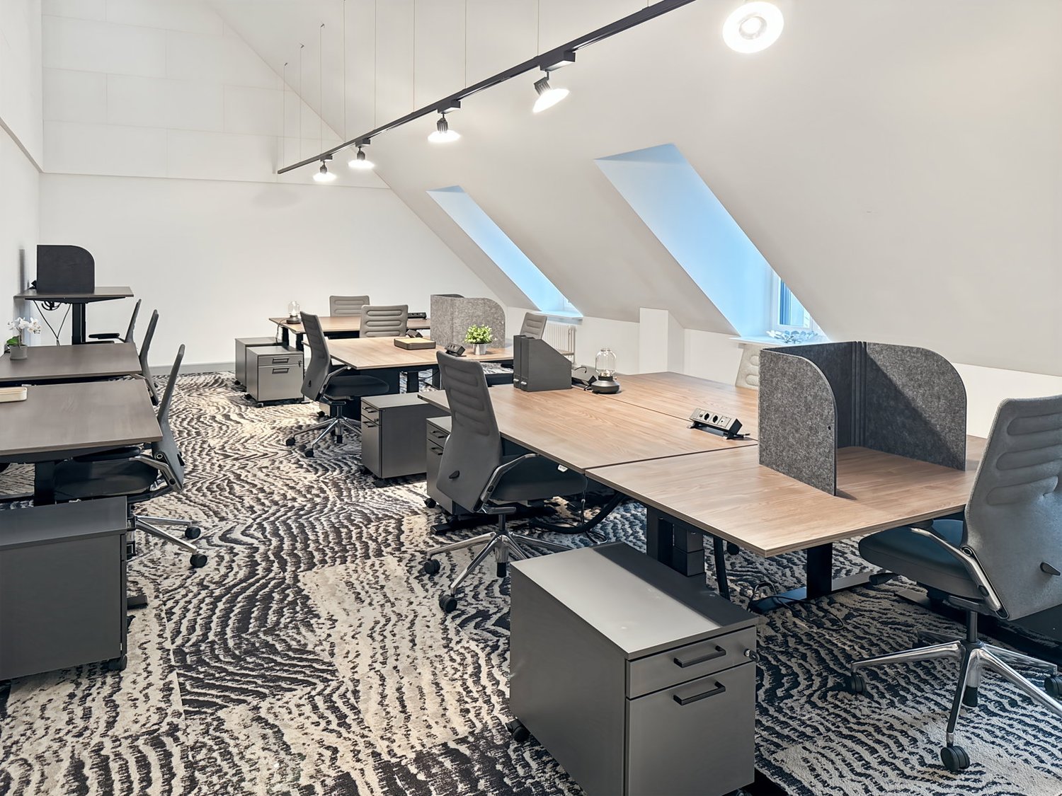 Ufficio di 30m², foto 1 di 7