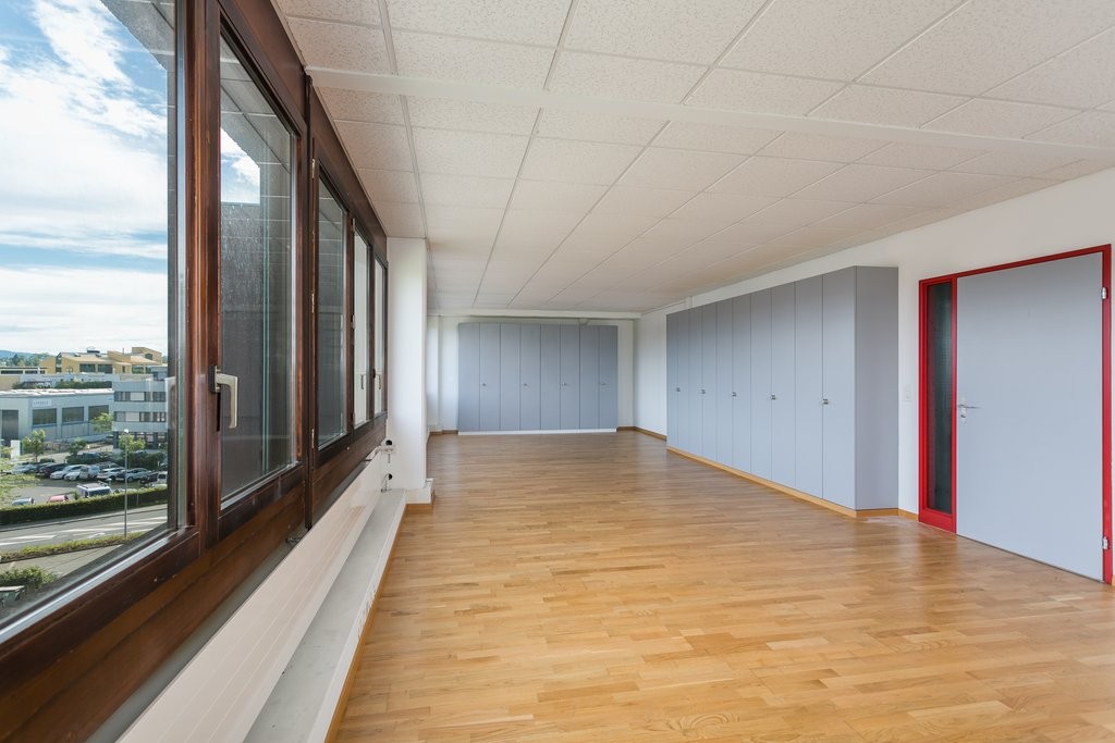53m² office