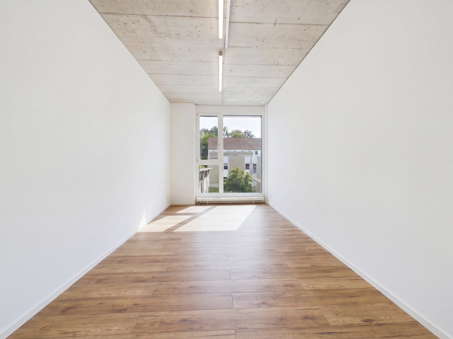 136m² commercial, photo 8 sur 10