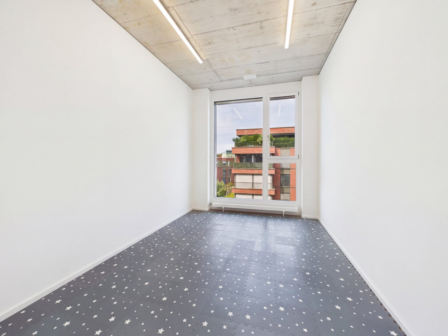 136m² commercial, photo 9 sur 10