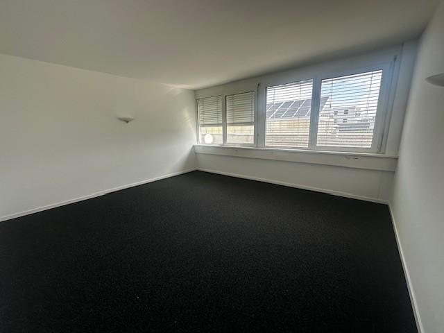 10m² office