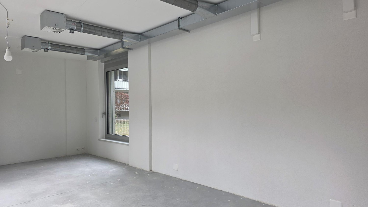 38m² commerciale, foto 1 di 5