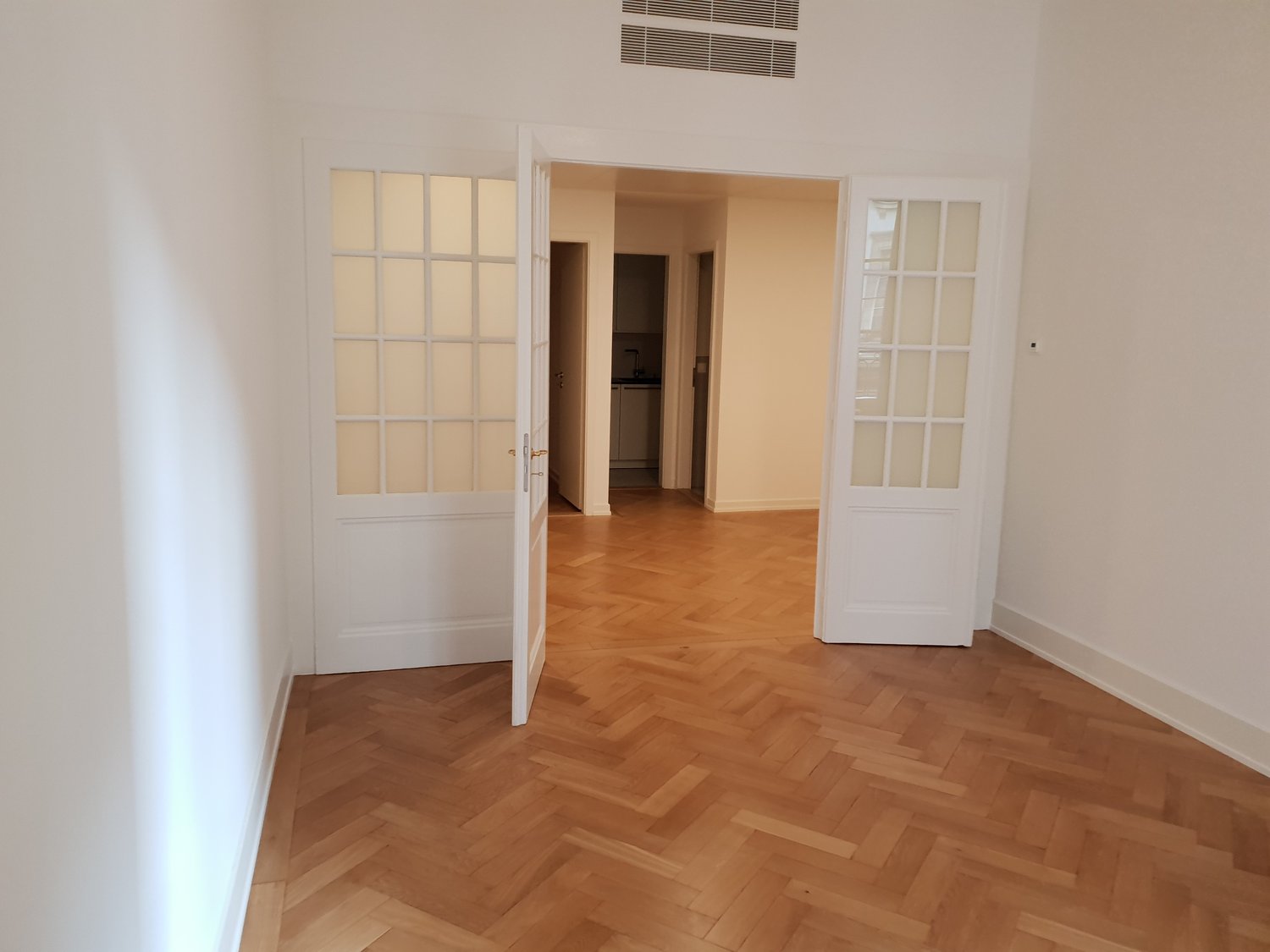 89m² Büro, Foto 3 von 6