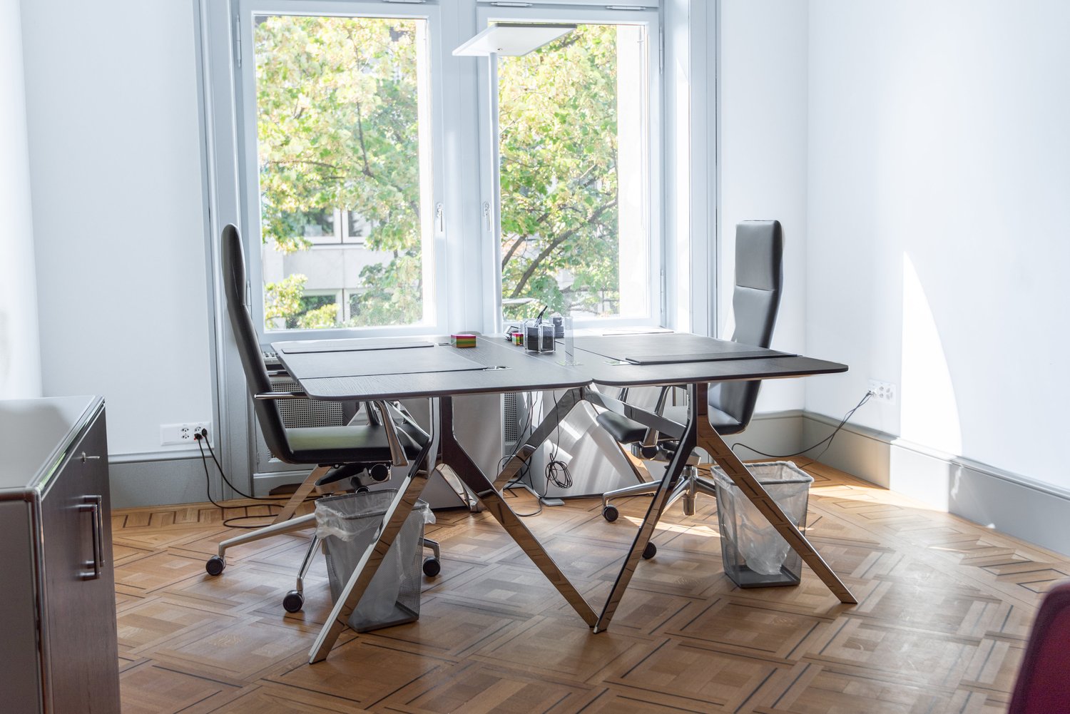646m² office, Foto 1 von 10