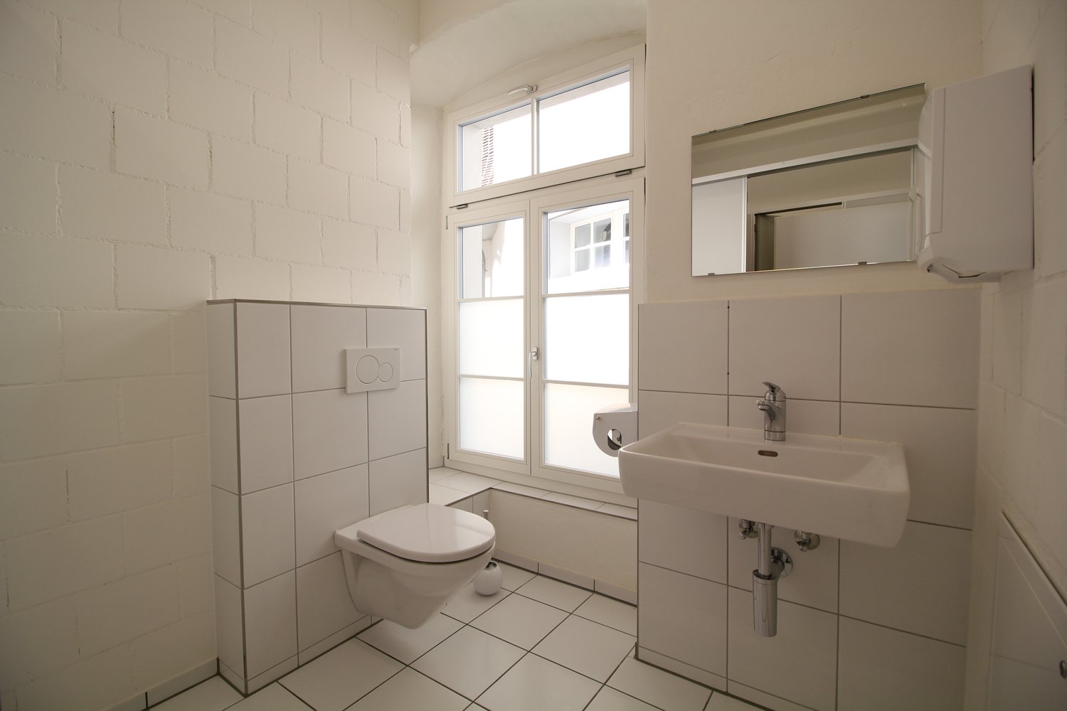 170m² commercial, Foto 9 von 10