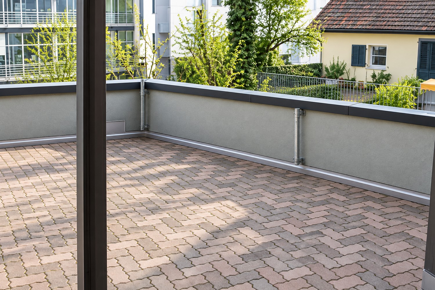 138m² office