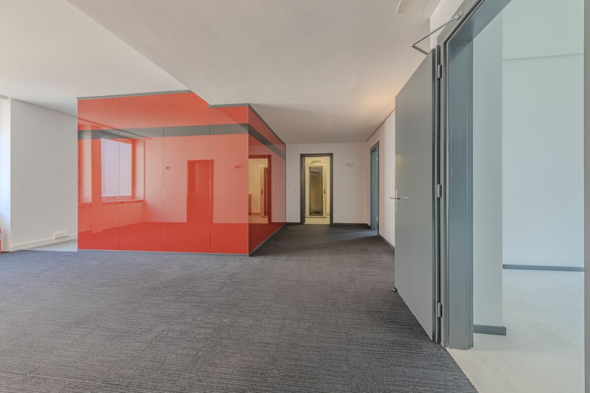 370m² ufficio, foto 3 di 10