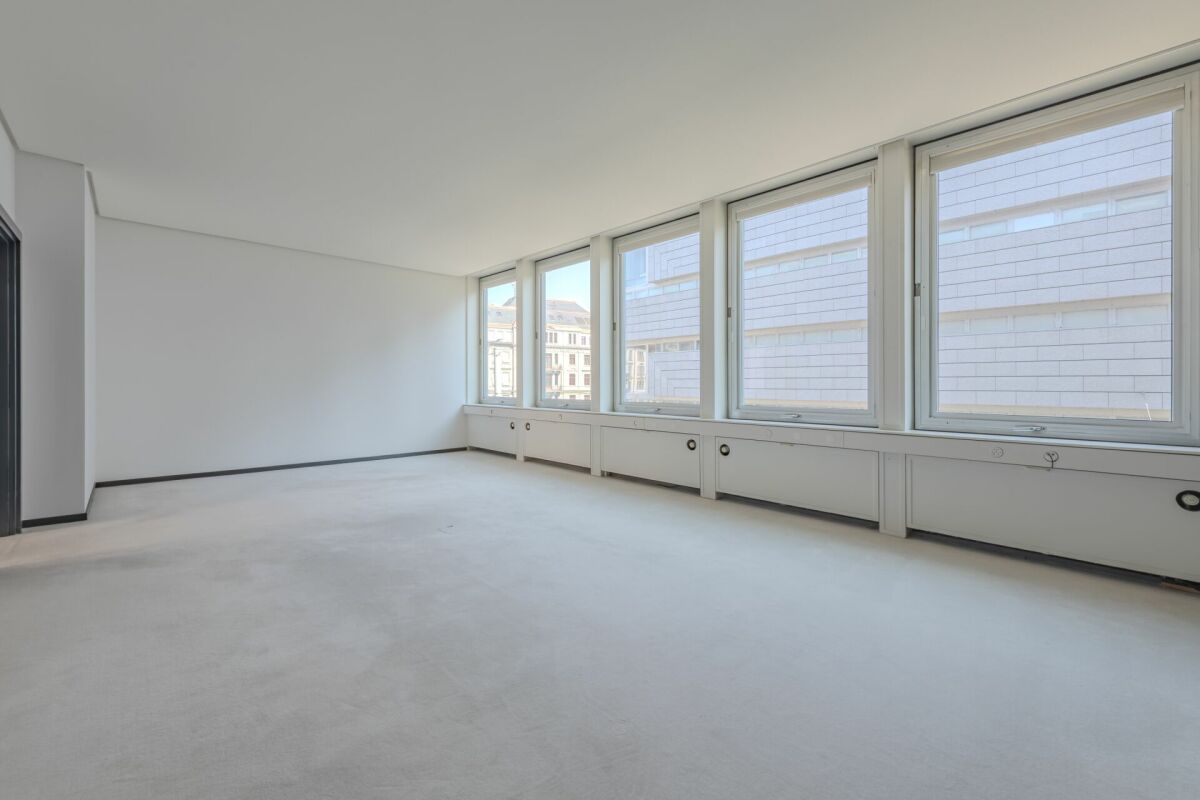 370m² ufficio, foto 6 di 10