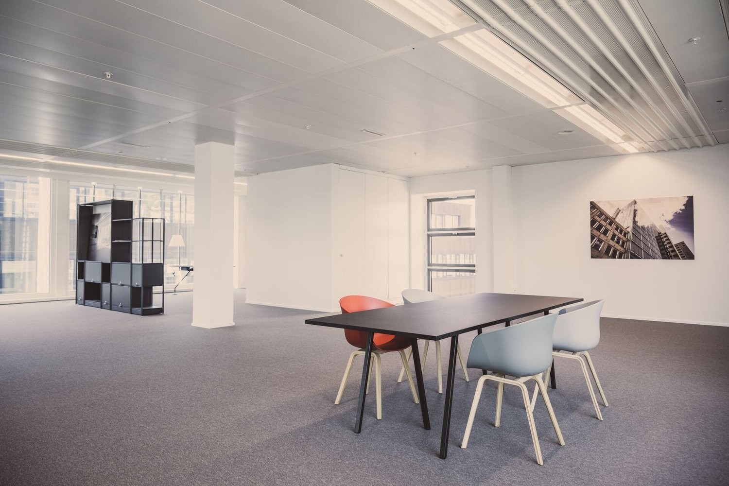 481m² office