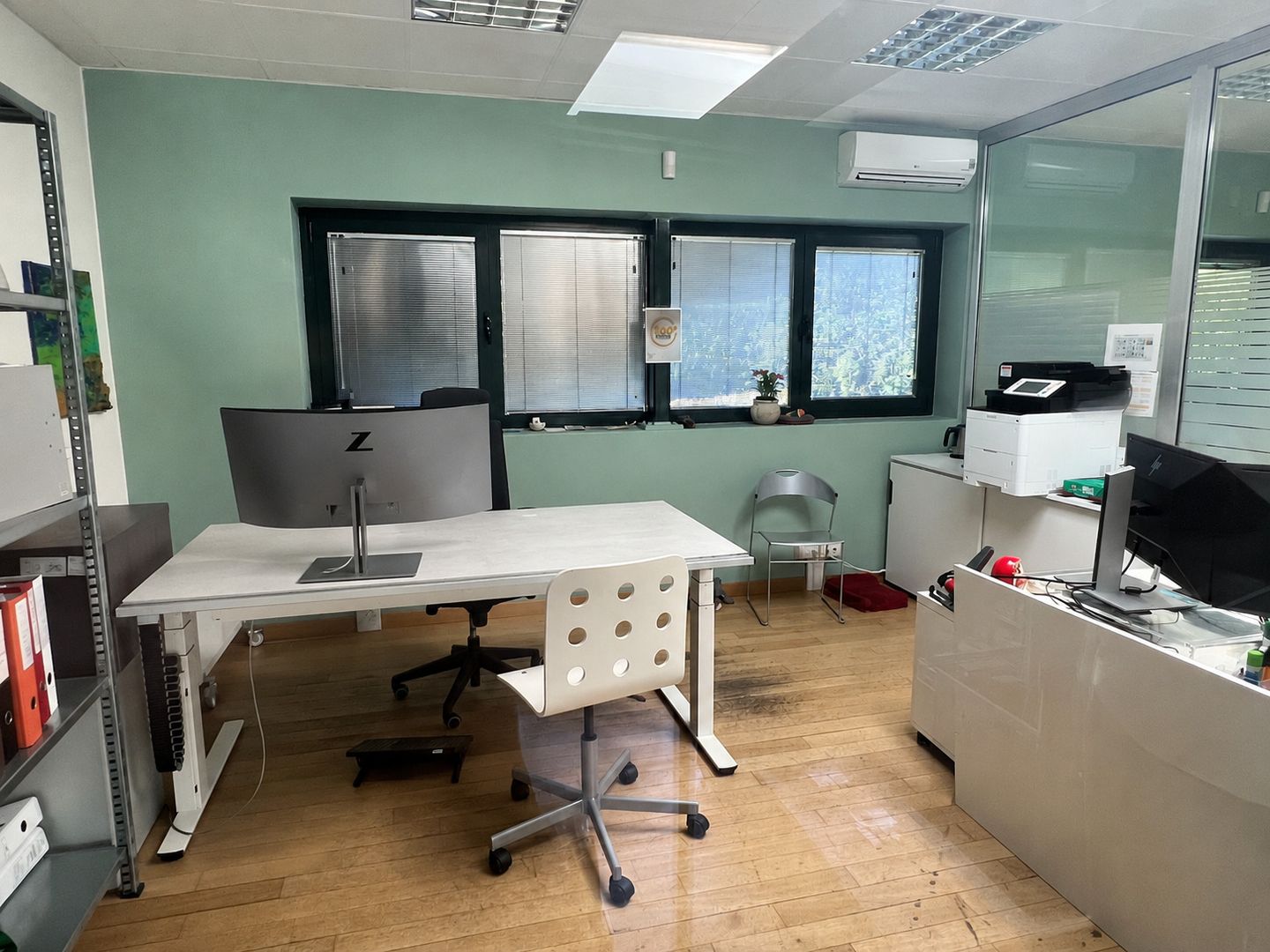 276m² Büro
