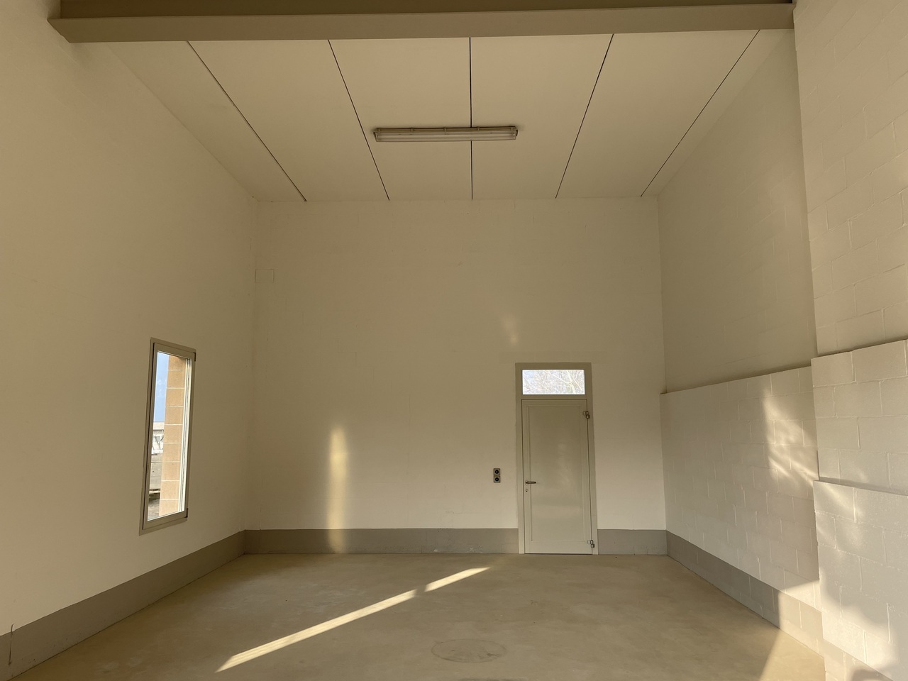 Storage room, photo 1 of 4