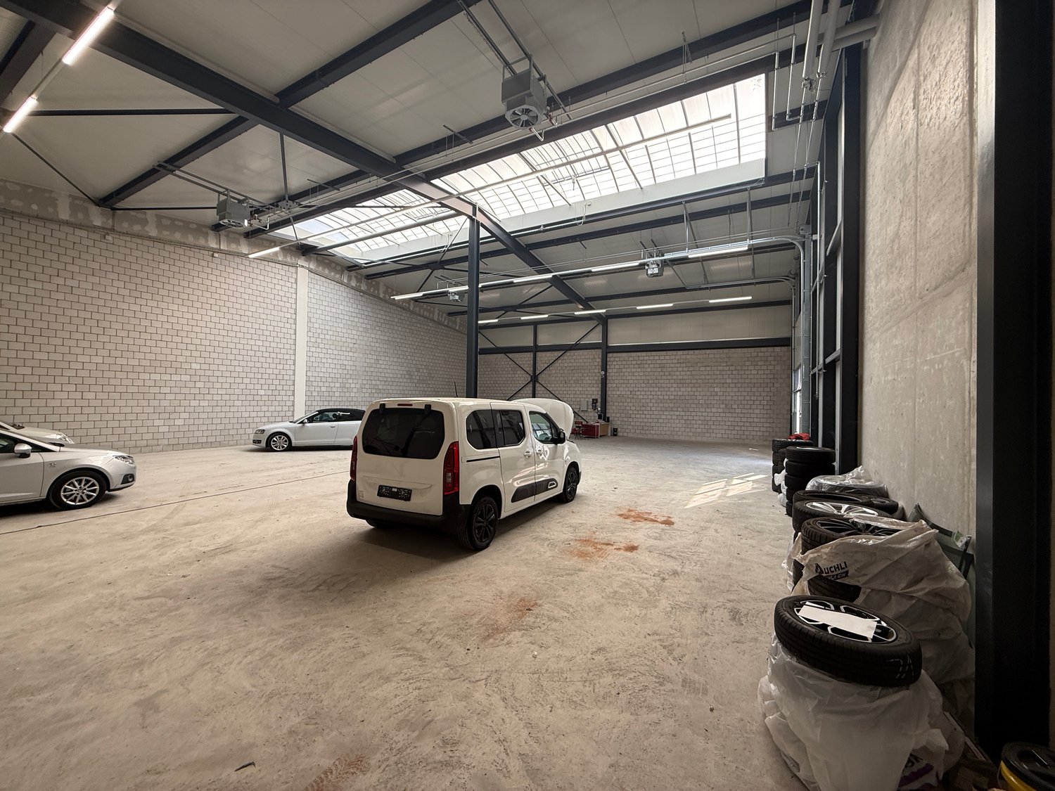Oggetto industriale di 408m², foto 4 di 7