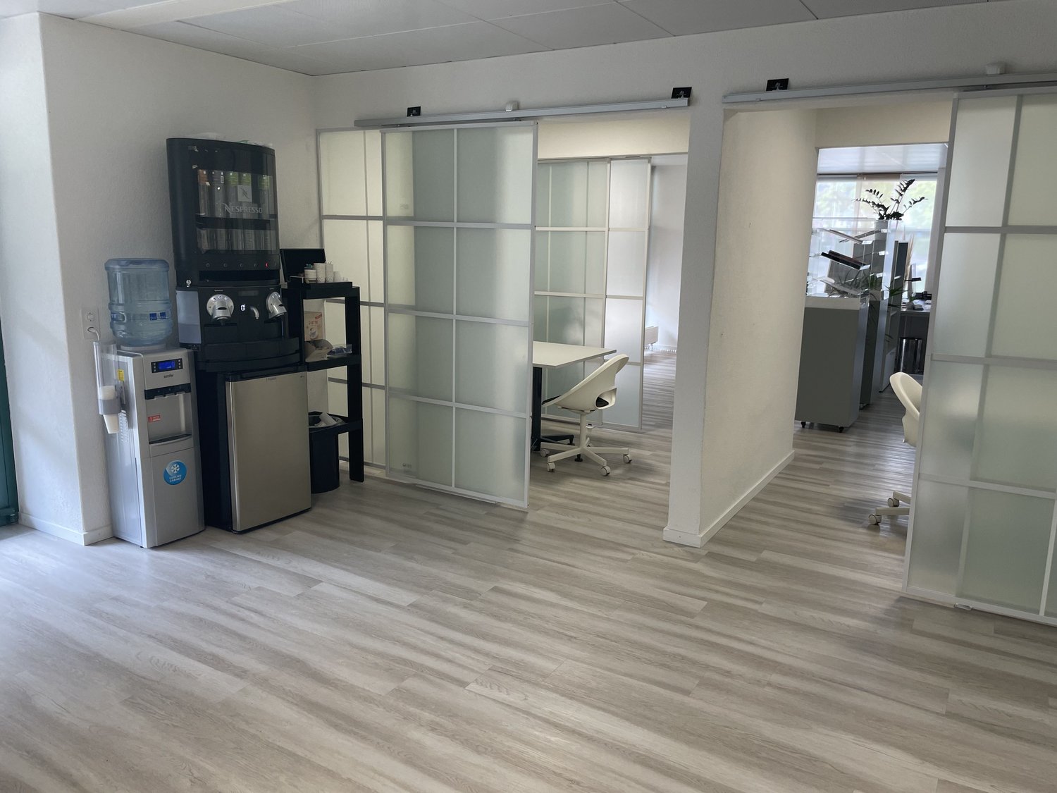 112m² shop, Foto 5 von 8