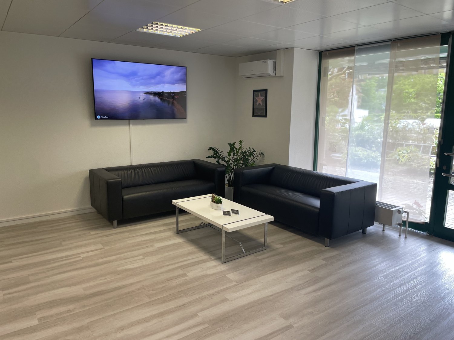 112m² shop, Foto 4 von 8