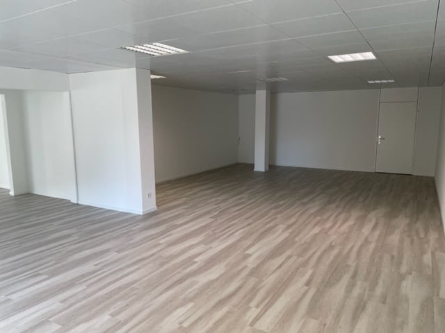 112m² shop, Foto 3 von 8