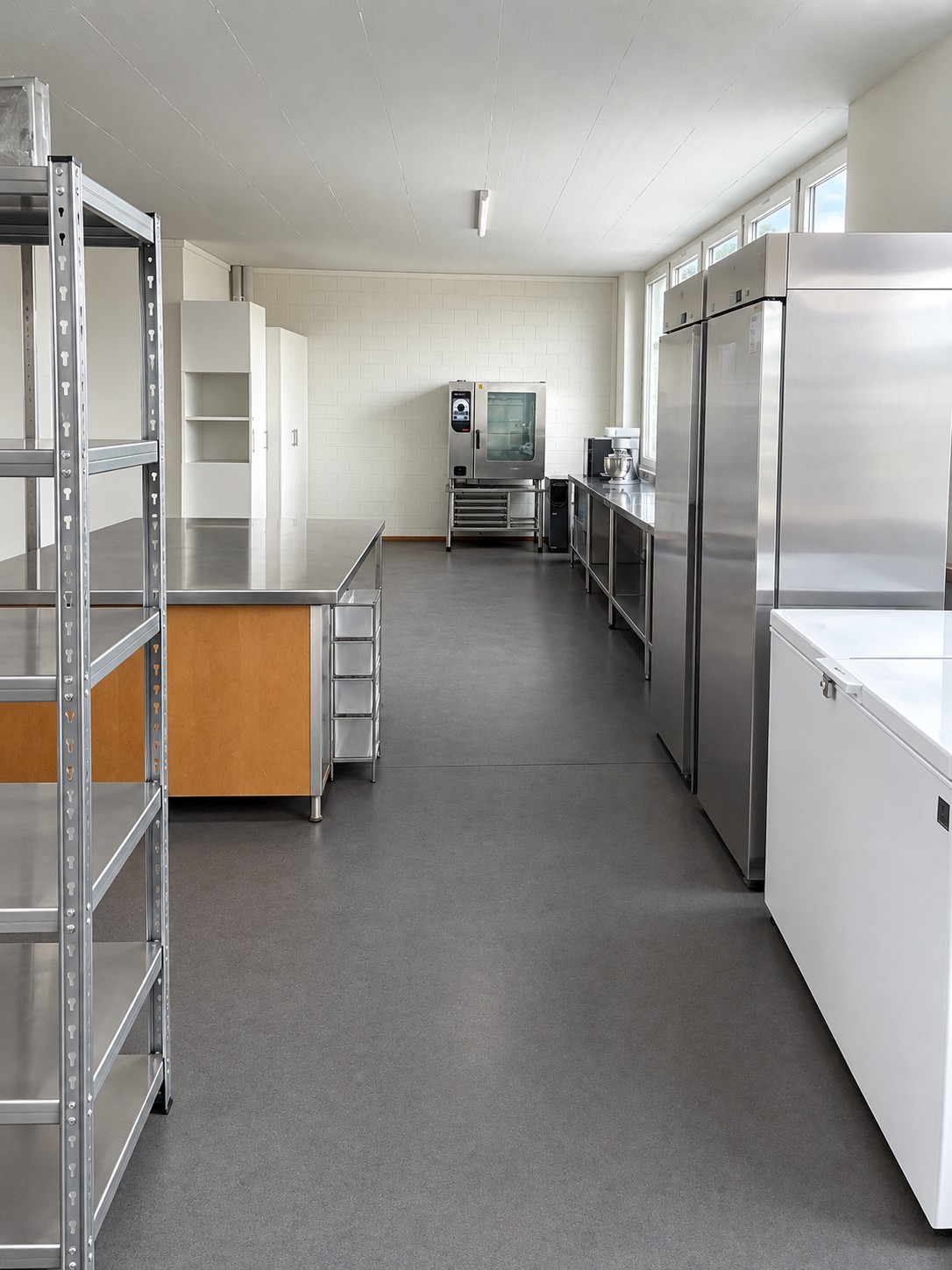 114m² commerciale, foto 3 di 7