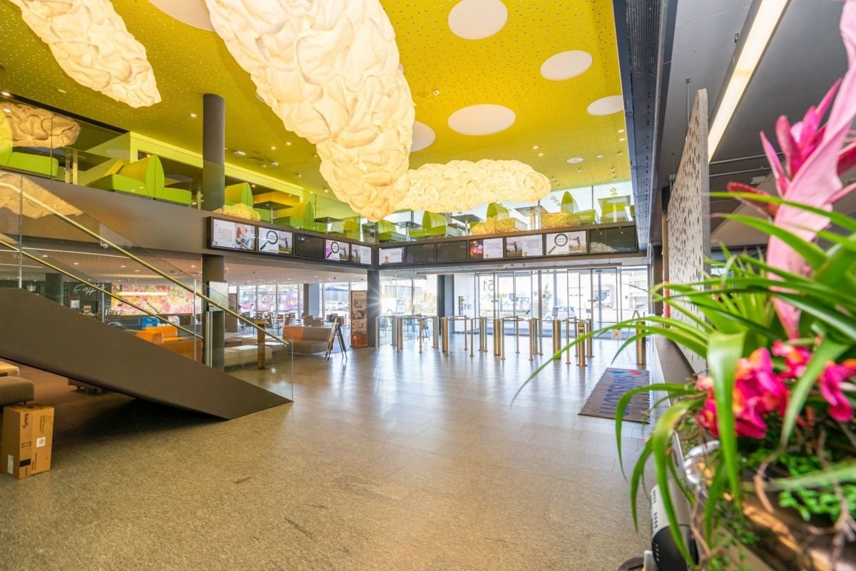 3000m² office