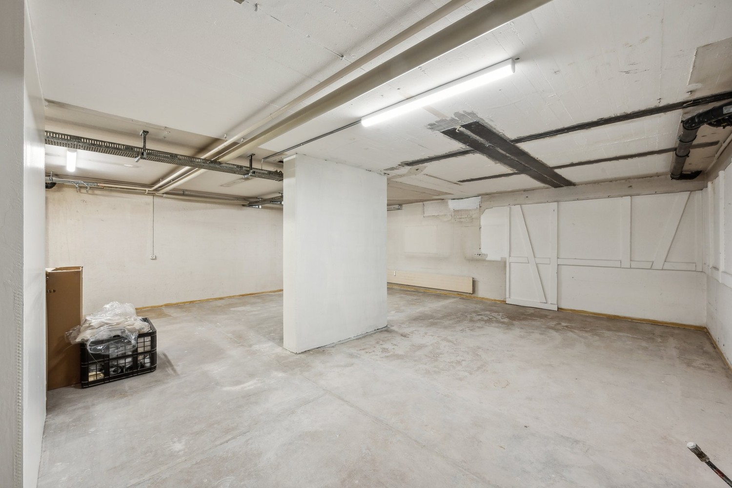 Cellar compartment
