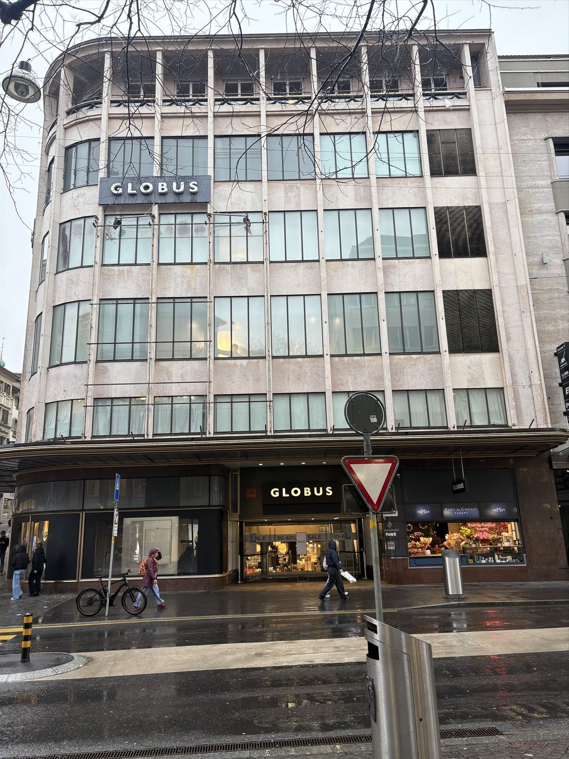 519m² Laden, Foto 2 von 6