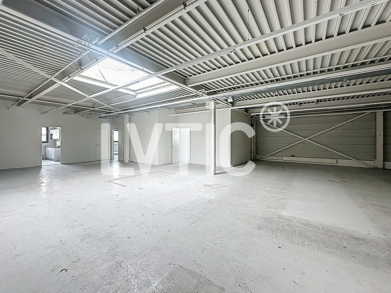 1665m² Geschäftslokal