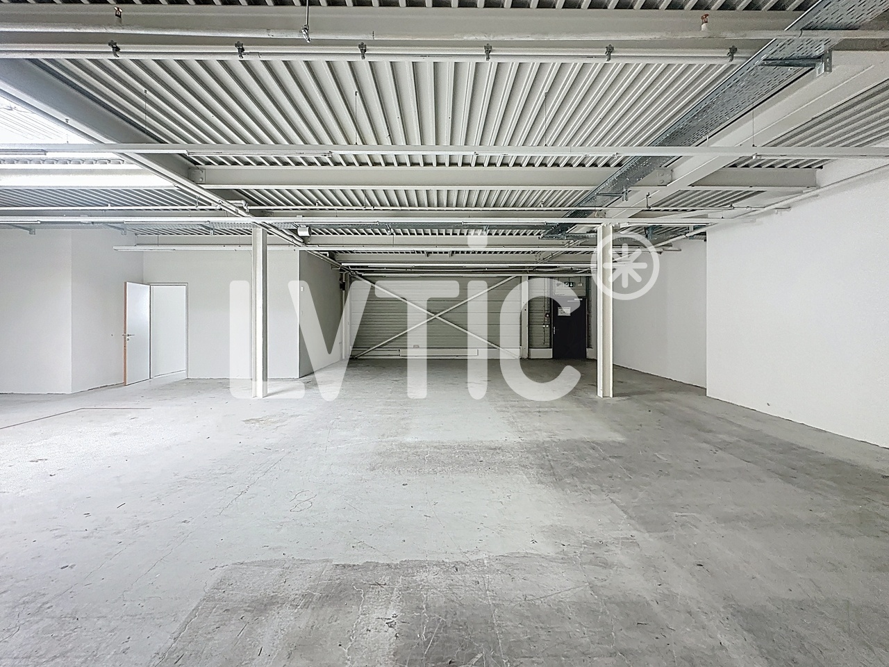 1665m² Geschäftslokal