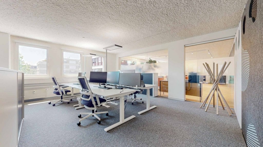 870m² office