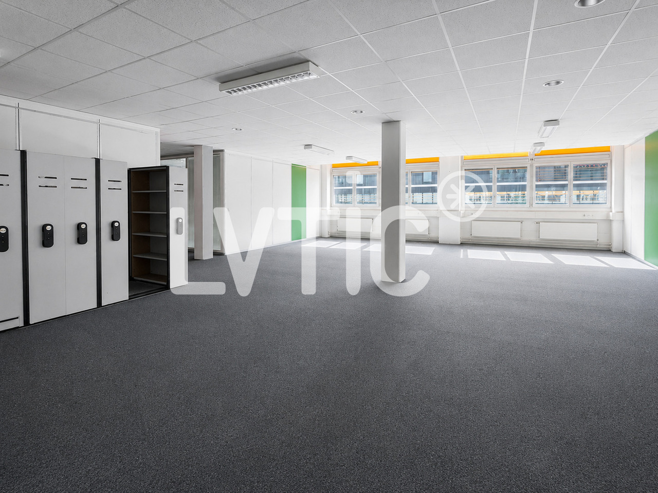 750m² Büro