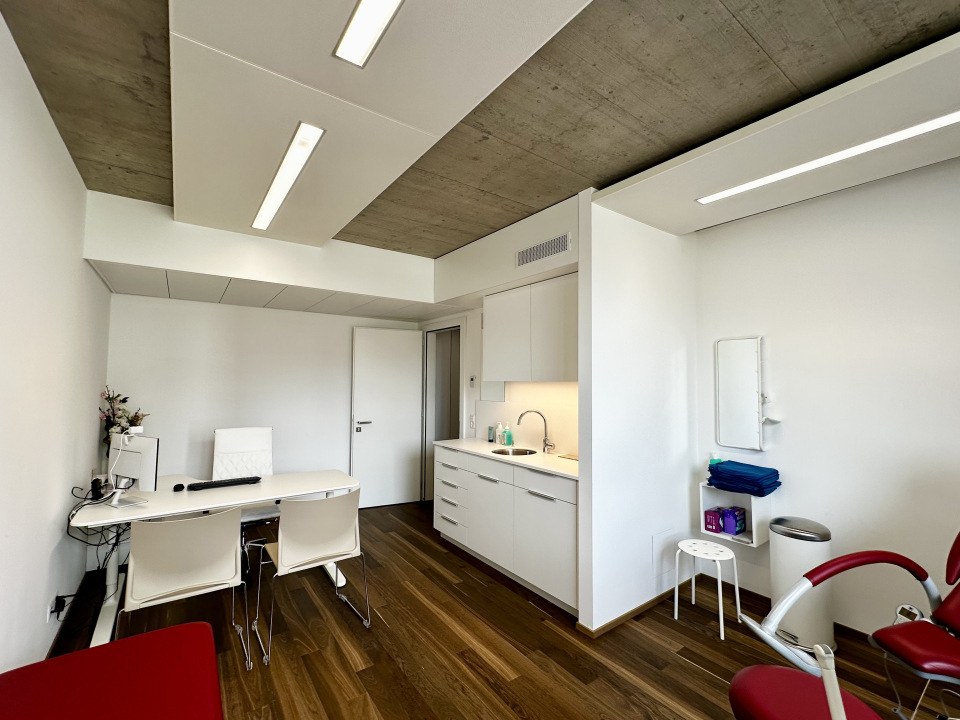 127m² office