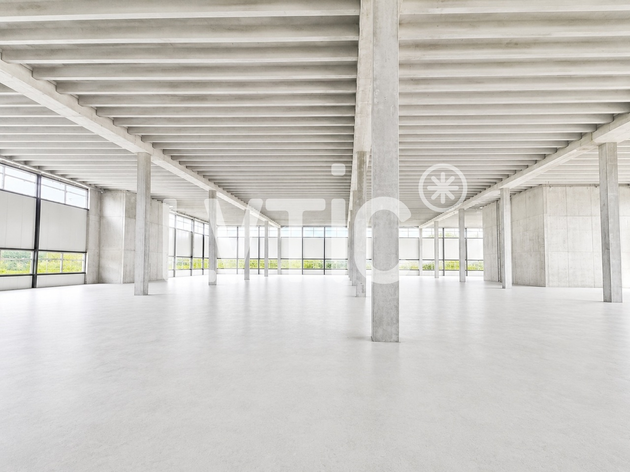 3200m² Industrieobjekt, Foto 6 von 9